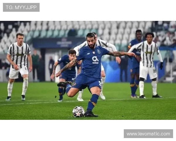 巴萨高位压迫效果减弱，防守体系调整显现阶段性变化