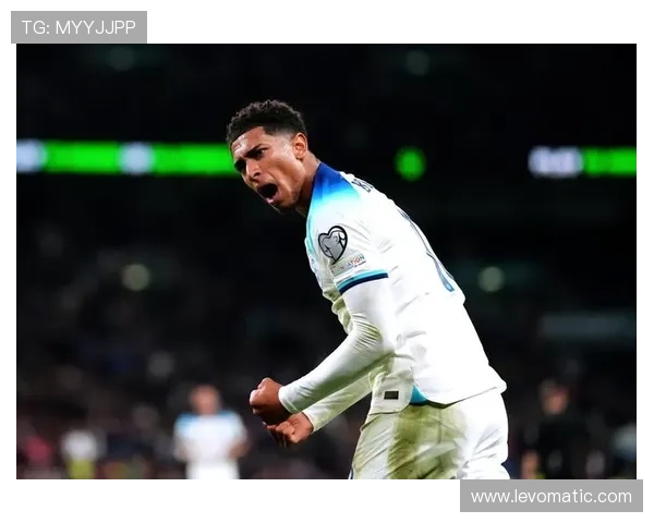 贝林厄姆 vs 鲁尼：少年成名轨迹与早期影响力对比分析